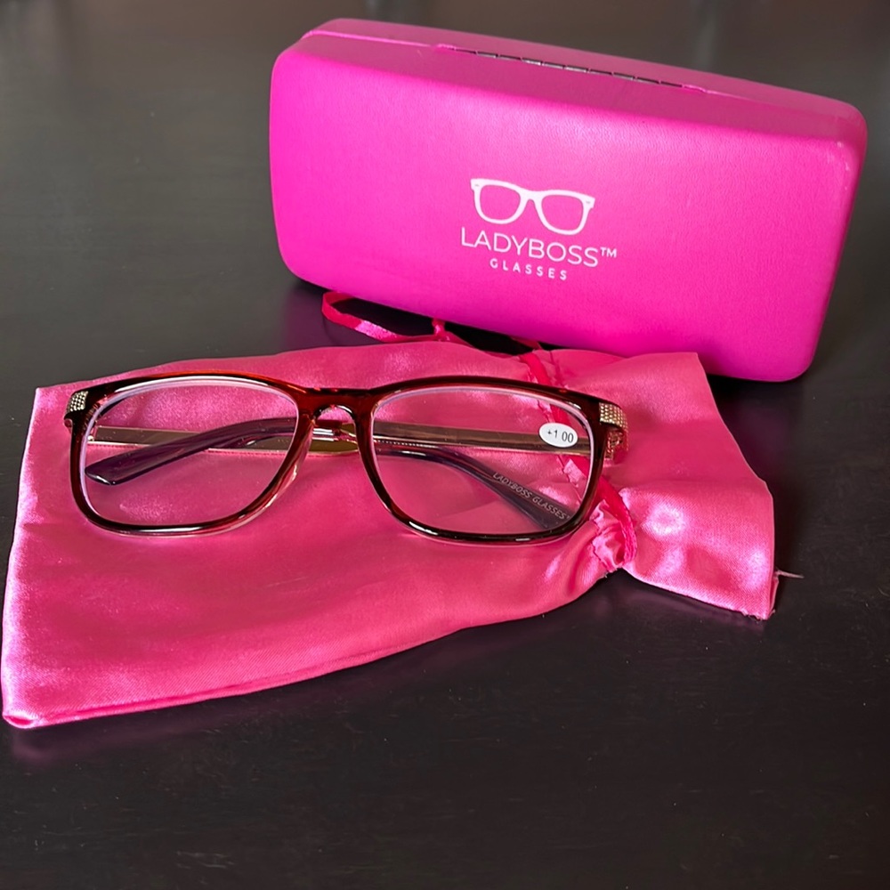 New! Ladyboss Readers-Dimensions 1.0